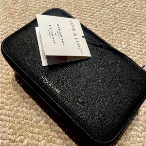 NWT Love & Lore Jewellery Case